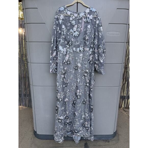 Mac Duggal Platinum Gray Sequin Floral Embroidered Long Sleeve Gown Sz 18 Formal - Picture 5 of 15